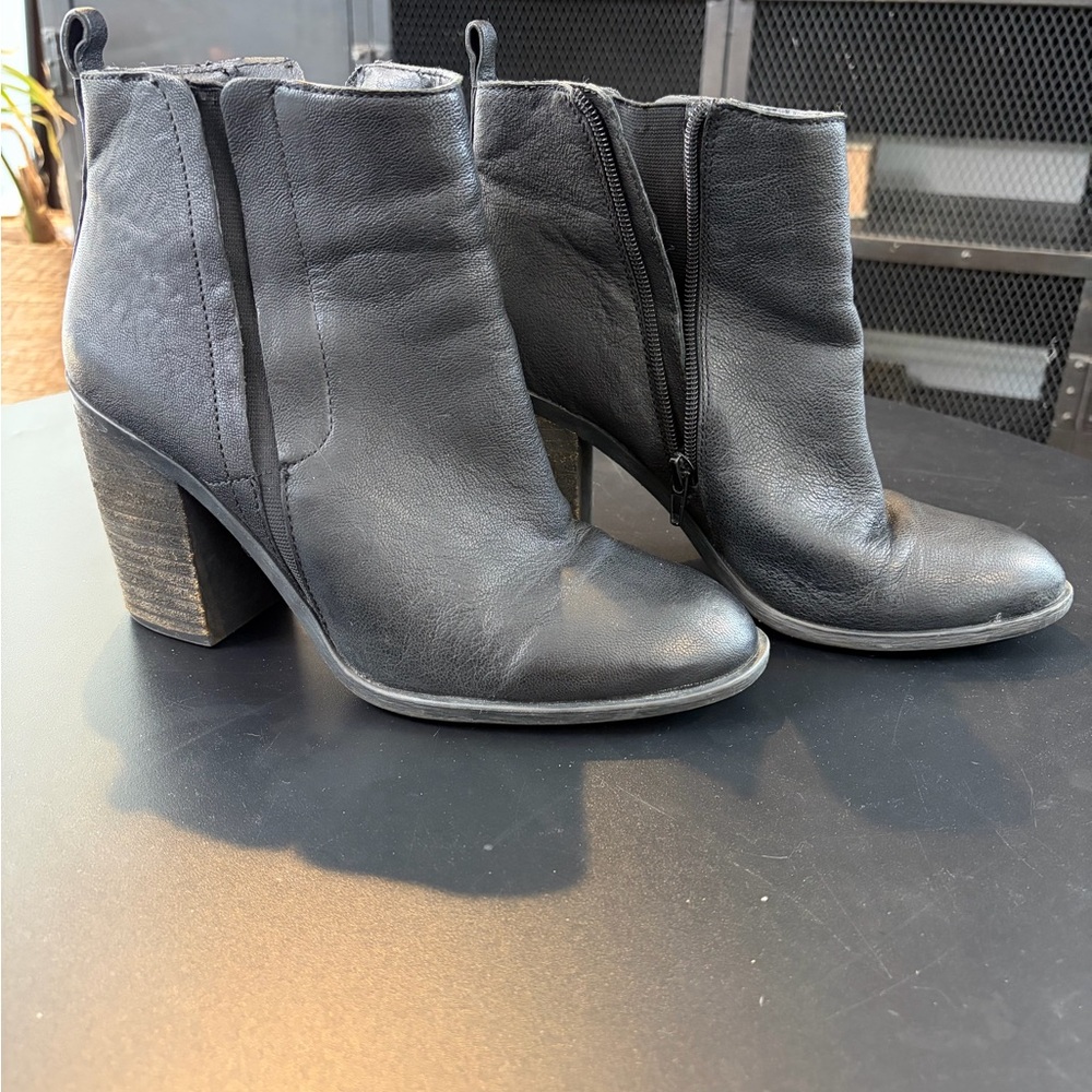 Lucky Brand Black Ankle Booties